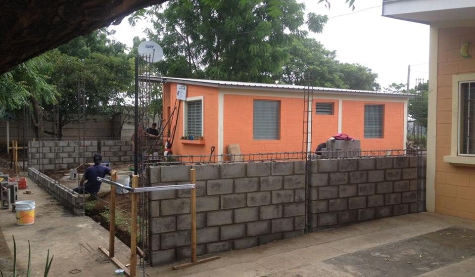 Instalación Muro perimetral Starling ConstructionsNicaragua