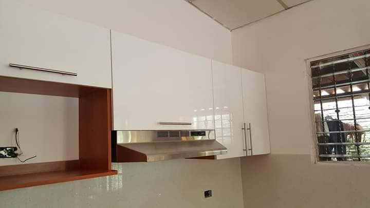 Instalación Muebles de madera y melamina Starling Constructions Nicaragua