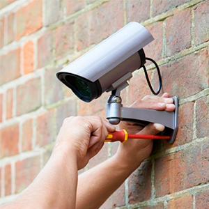Instalación de cámaras y alarmas de seguridad